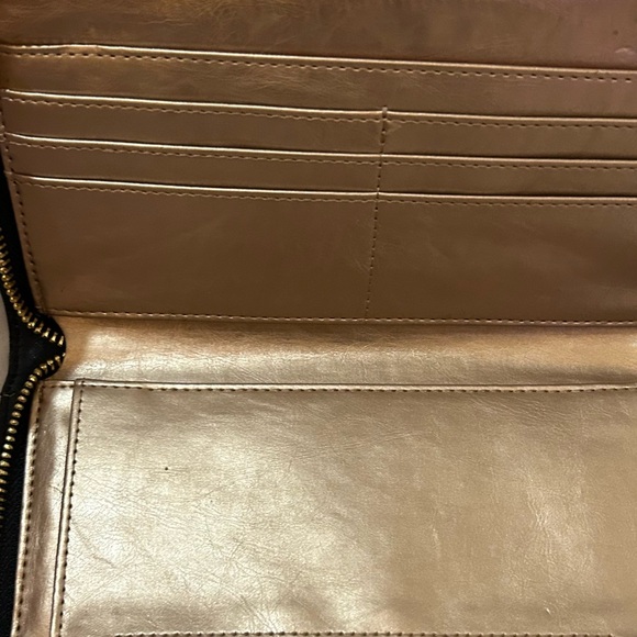 Anne Klein Black and Ivory Geometric Women's Wallet - Picture 10 of 13